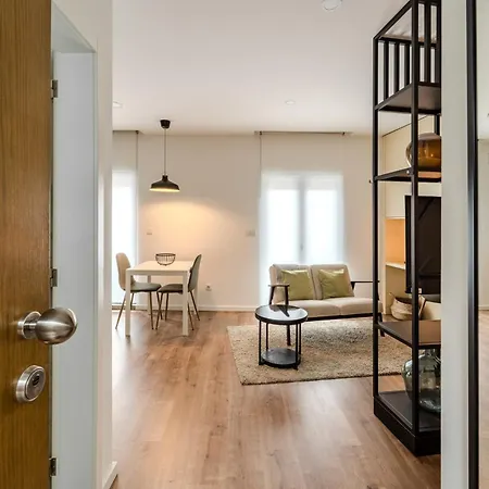 Lz By House And People * Braga